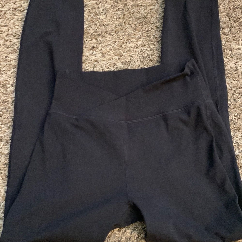 Alphalete surface path leggings